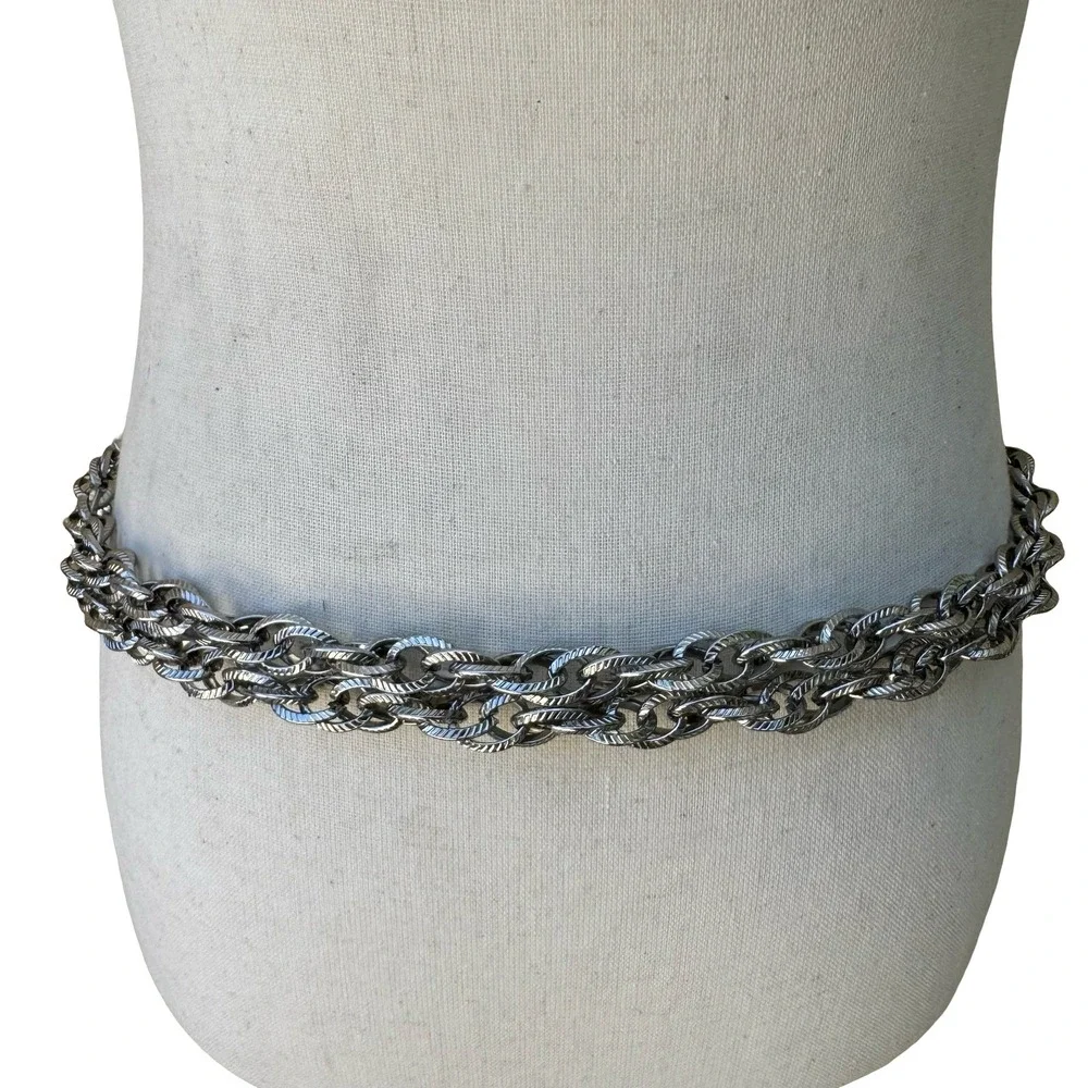 Vintage Y2K Grunge Punk Silver Tone Triple Strand Textured Adjustable Chain Belt